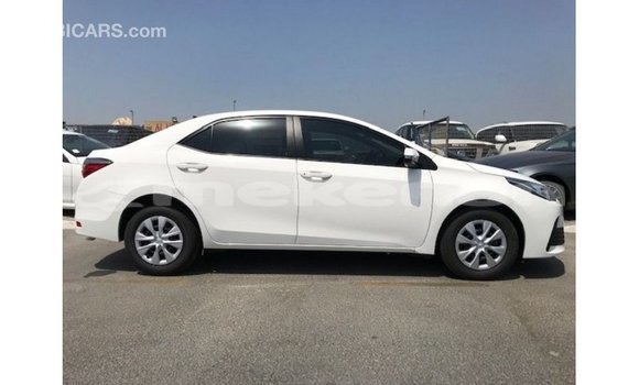 Buy Import Toyota Corolla White Car in Import - Dubai in Aragatsotn Buy Import Toyota Corolla White Car in Import - Dubai in Aragatsotn