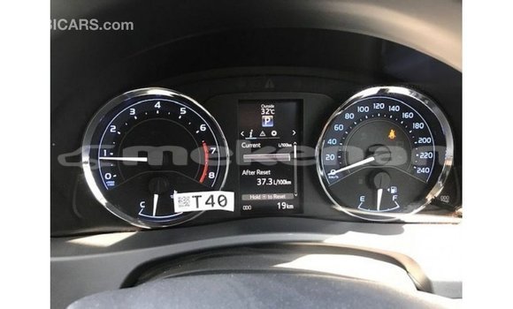 Buy Import Toyota Corolla White Car in Import - Dubai in Aragatsotn Buy Import Toyota Corolla White Car in Import - Dubai in Aragatsotn