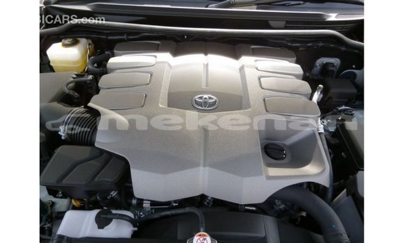 Buy Import Toyota Land Cruiser White Car in Import - Dubai in Aragatsotn Buy Import Toyota Land Cruiser White Car in Import - Dubai in Aragatsotn