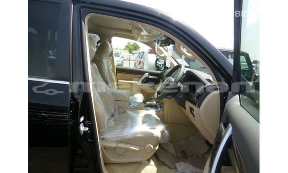 Buy Import Toyota Land Cruiser Black Car in Import - Dubai in Aragatsotn Buy Import Toyota Land Cruiser Black Car in Import - Dubai in Aragatsotn