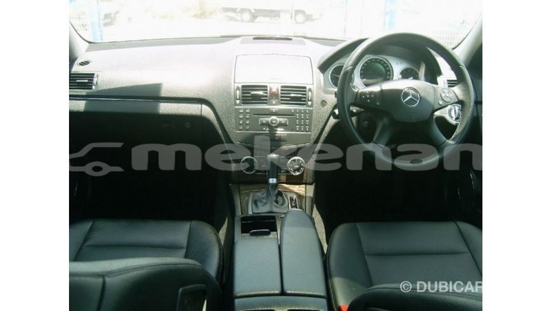Big with watermark mercedes benz 190 aragatsotn import dubai 2295