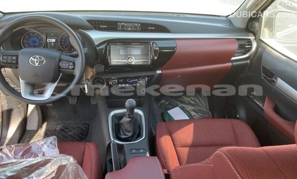 Buy Import Toyota Hilux Other Car in Import - Dubai in Aragatsotn Buy Import Toyota Hilux Other Car in Import - Dubai in Aragatsotn