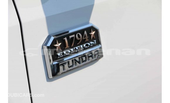 Buy Import Toyota Tundra White Car in Import - Dubai in Aragatsotn Buy Import Toyota Tundra White Car in Import - Dubai in Aragatsotn