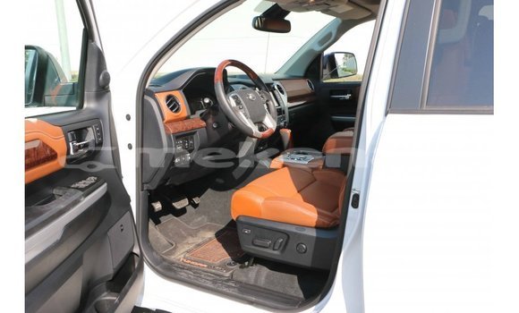 Buy Import Toyota Tundra White Car in Import - Dubai in Aragatsotn Buy Import Toyota Tundra White Car in Import - Dubai in Aragatsotn