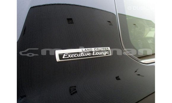 Buy Import Toyota Land Cruiser Black Car in Import - Dubai in Aragatsotn Buy Import Toyota Land Cruiser Black Car in Import - Dubai in Aragatsotn