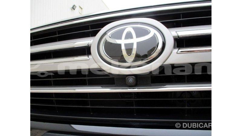 Big with watermark toyota land cruiser aragatsotn import dubai 2305