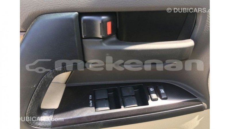 Big with watermark toyota land cruiser aragatsotn import dubai 2306