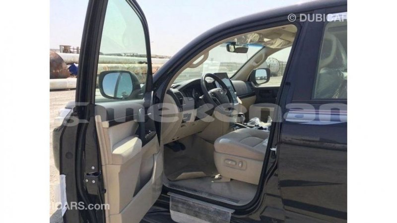 Big with watermark toyota land cruiser aragatsotn import dubai 2306