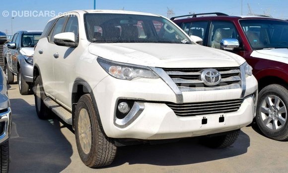 Buy Import Toyota Fortuner White Car in Import - Dubai in Aragatsotn Buy Import Toyota Fortuner White Car in Import - Dubai in Aragatsotn