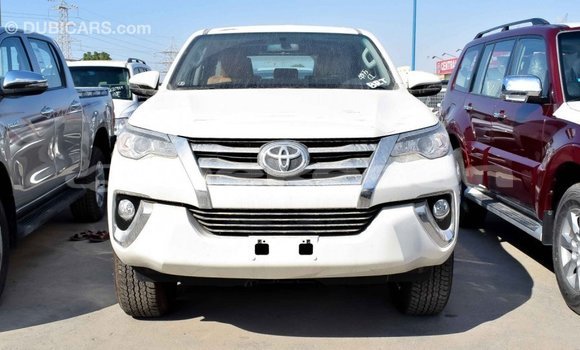 Buy Import Toyota Fortuner White Car in Import - Dubai in Aragatsotn Buy Import Toyota Fortuner White Car in Import - Dubai in Aragatsotn