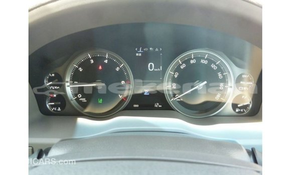 Buy Import Toyota Land Cruiser White Car in Import - Dubai in Aragatsotn Buy Import Toyota Land Cruiser White Car in Import - Dubai in Aragatsotn