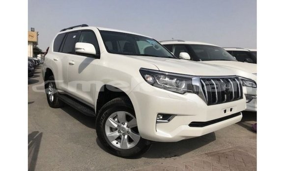 Buy Import Toyota Prado White Car in Import - Dubai in Aragatsotn Buy Import Toyota Prado White Car in Import - Dubai in Aragatsotn