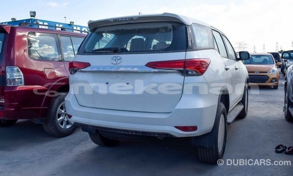 Buy Import Toyota Fortuner White Car in Import - Dubai in Aragatsotn Buy Import Toyota Fortuner White Car in Import - Dubai in Aragatsotn