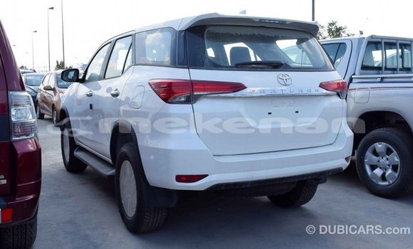 Buy Import Toyota Fortuner White Car in Import - Dubai in Aragatsotn Buy Import Toyota Fortuner White Car in Import - Dubai in Aragatsotn