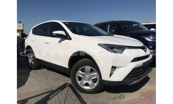 Buy Import Toyota 4Runner White Car in Import - Dubai in Aragatsotn Buy Import Toyota 4Runner White Car in Import - Dubai in Aragatsotn
