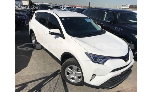 Buy Import Toyota 4Runner White Car in Import - Dubai in Aragatsotn Buy Import Toyota 4Runner White Car in Import - Dubai in Aragatsotn
