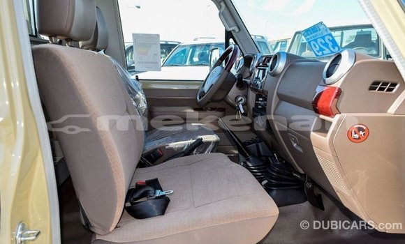 Buy Import Toyota Land Cruiser Beige Car in Import - Dubai in Aragatsotn Buy Import Toyota Land Cruiser Beige Car in Import - Dubai in Aragatsotn