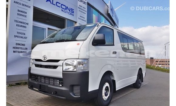 Buy Import Toyota Hiace White Car in Import - Dubai in Aragatsotn Buy Import Toyota Hiace White Car in Import - Dubai in Aragatsotn