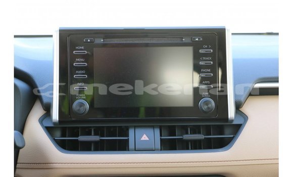 Buy Import Toyota 4Runner White Car in Import - Dubai in Aragatsotn Buy Import Toyota 4Runner White Car in Import - Dubai in Aragatsotn