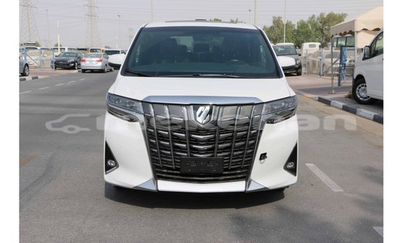 Buy Import Toyota Alphard White Car in Import - Dubai in Aragatsotn Buy Import Toyota Alphard White Car in Import - Dubai in Aragatsotn