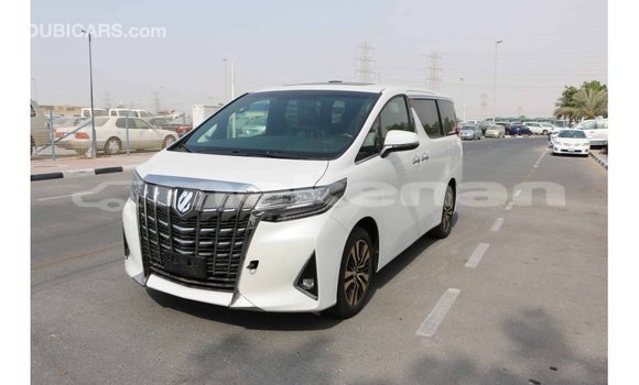 Buy Import Toyota Alphard White Car in Import - Dubai in Aragatsotn Buy Import Toyota Alphard White Car in Import - Dubai in Aragatsotn