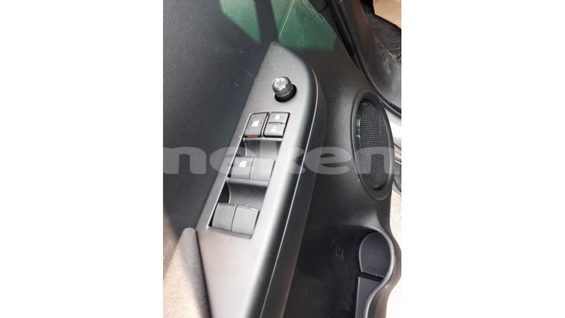 Big with watermark toyota hilux aragatsotn import dubai 2332