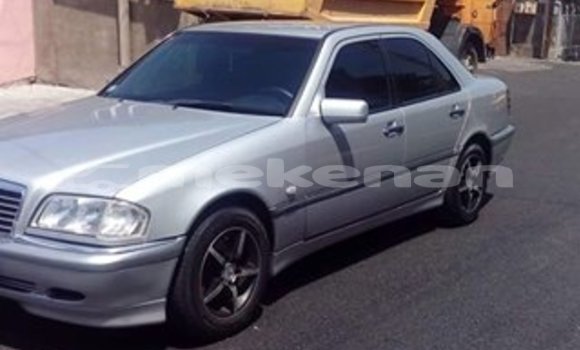 Buy Used Mercedes-Benz C240 Silver Car in Yerevan in Yerevan