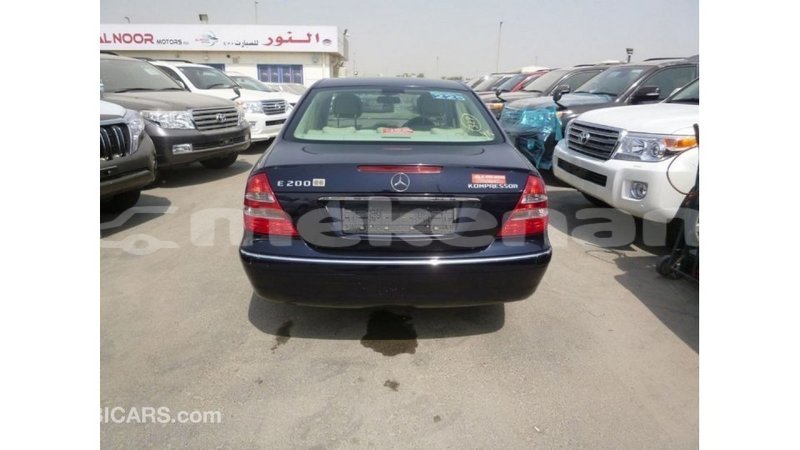 Big with watermark mercedes benz 200 aragatsotn import dubai 2336