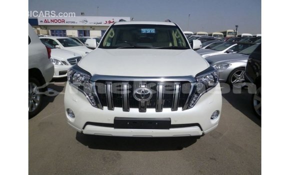 Buy Import Toyota Prado White Car in Import - Dubai in Aragatsotn Buy Import Toyota Prado White Car in Import - Dubai in Aragatsotn