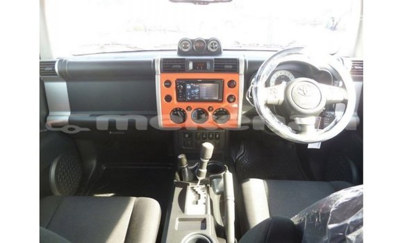 Buy Import Toyota FJ Cruiser Other Car in Import - Dubai in Aragatsotn Buy Import Toyota FJ Cruiser Other Car in Import - Dubai in Aragatsotn