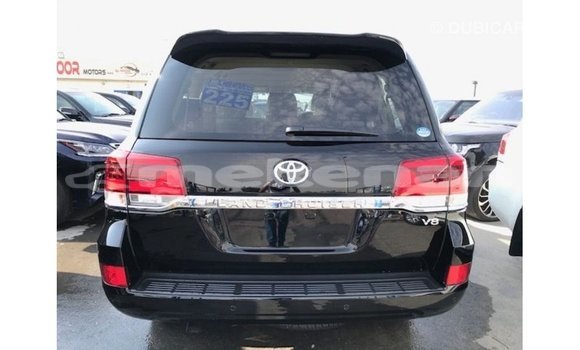 Buy Import Toyota Land Cruiser Black Car in Import - Dubai in Aragatsotn Buy Import Toyota Land Cruiser Black Car in Import - Dubai in Aragatsotn