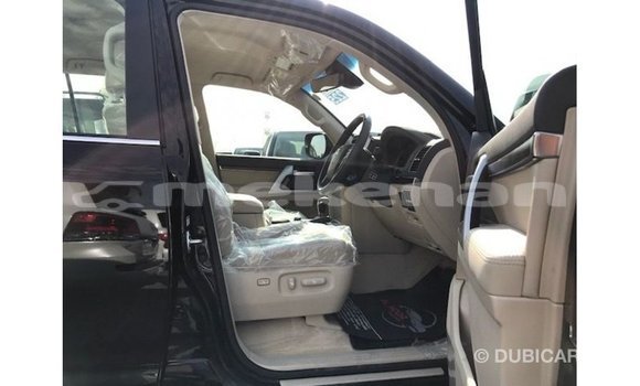 Buy Import Toyota Land Cruiser Black Car in Import - Dubai in Aragatsotn Buy Import Toyota Land Cruiser Black Car in Import - Dubai in Aragatsotn