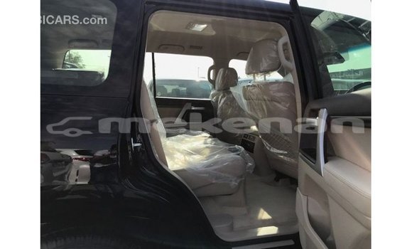 Buy Import Toyota Land Cruiser Black Car in Import - Dubai in Aragatsotn Buy Import Toyota Land Cruiser Black Car in Import - Dubai in Aragatsotn