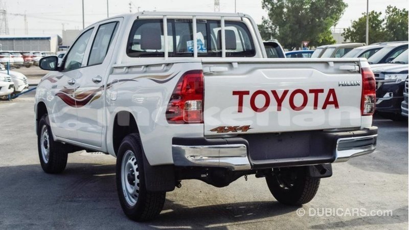 Big with watermark toyota hilux aragatsotn import dubai 2347
