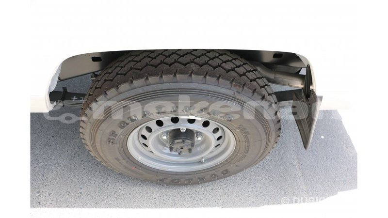 Big with watermark toyota land cruiser aragatsotn import dubai 2349