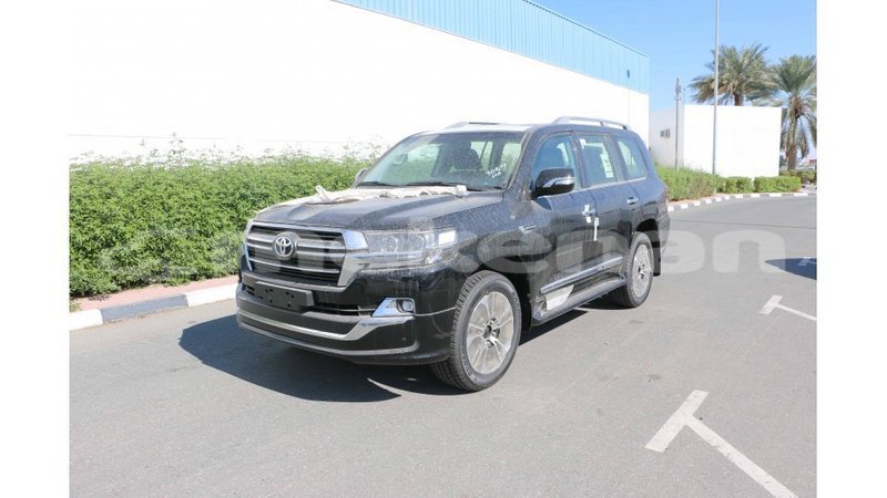 Big with watermark toyota land cruiser aragatsotn import dubai 2353