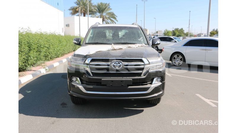 Big with watermark toyota land cruiser aragatsotn import dubai 2353