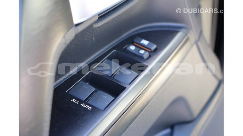 Big with watermark toyota land cruiser aragatsotn import dubai 2353