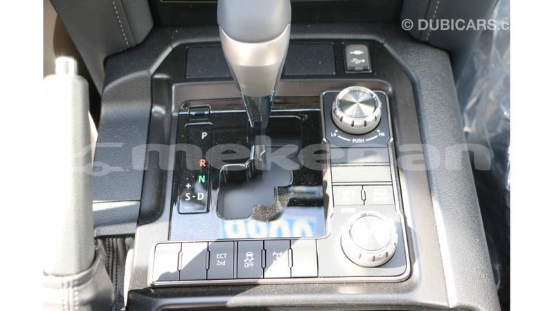 Big with watermark toyota land cruiser aragatsotn import dubai 2353