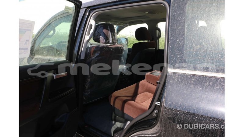 Big with watermark toyota land cruiser aragatsotn import dubai 2353