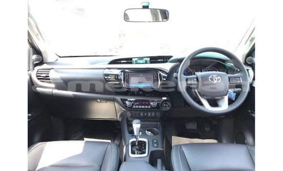 Buy Import Toyota Hilux Black Car in Import - Dubai in Aragatsotn Buy Import Toyota Hilux Black Car in Import - Dubai in Aragatsotn