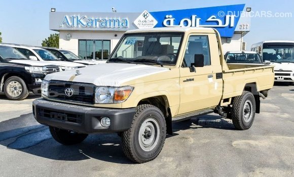 Buy Import Toyota Land Cruiser Beige Car in Import - Dubai in Aragatsotn Buy Import Toyota Land Cruiser Beige Car in Import - Dubai in Aragatsotn