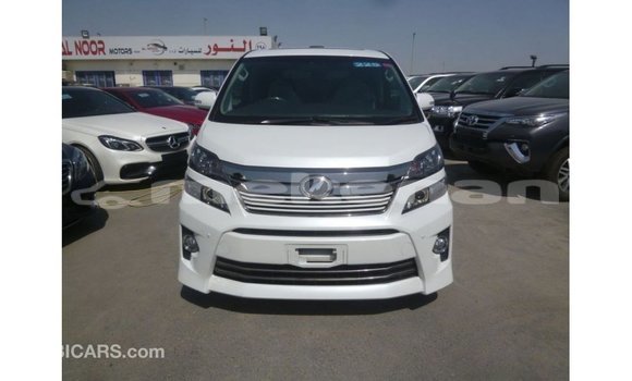Buy Import Toyota Vellfire White Car in Import - Dubai in Aragatsotn Buy Import Toyota Vellfire White Car in Import - Dubai in Aragatsotn
