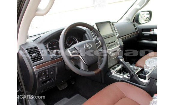 Buy Import Toyota Land Cruiser Black Car in Import - Dubai in Aragatsotn Buy Import Toyota Land Cruiser Black Car in Import - Dubai in Aragatsotn