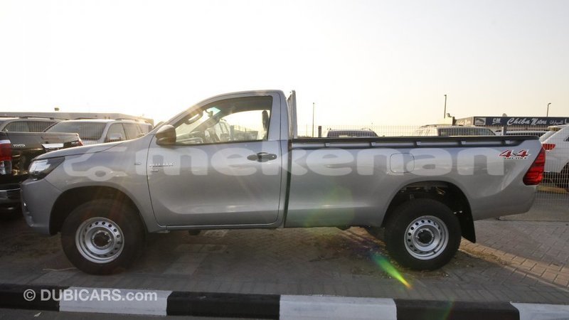 Big with watermark toyota hilux aragatsotn import dubai 2369