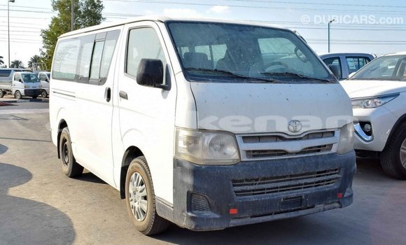 Buy Import Toyota Hiace White Car in Import - Dubai in Aragatsotn Buy Import Toyota Hiace White Car in Import - Dubai in Aragatsotn