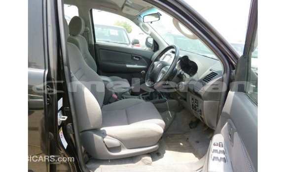 Buy Import Toyota Hilux Black Car in Import - Dubai in Aragatsotn Buy Import Toyota Hilux Black Car in Import - Dubai in Aragatsotn