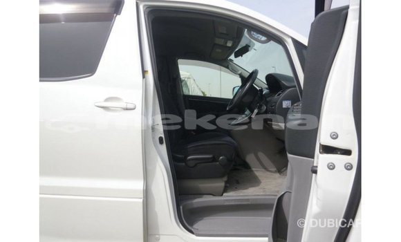 Buy Import Toyota Alphard White Car in Import - Dubai in Aragatsotn Buy Import Toyota Alphard White Car in Import - Dubai in Aragatsotn