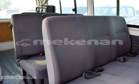 Buy Import Toyota Hiace White Car in Import - Dubai in Aragatsotn Buy Import Toyota Hiace White Car in Import - Dubai in Aragatsotn