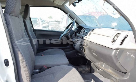 Buy Import Toyota Hiace White Car in Import - Dubai in Aragatsotn Buy Import Toyota Hiace White Car in Import - Dubai in Aragatsotn
